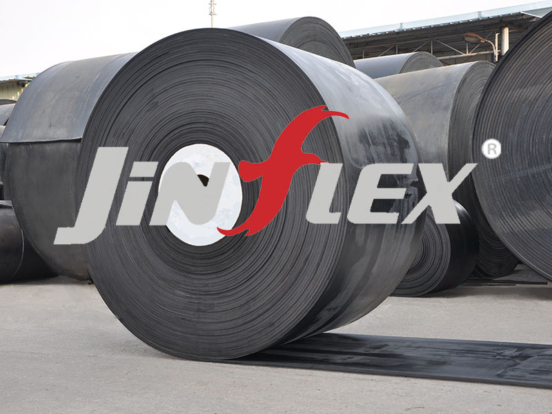 What are the advantages of nylon conveyor belts?